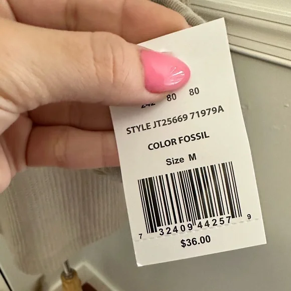 NWT BUNDLE of 3 Light Crew Sweatshirts from MODERNLUX 🌷Size M (1) and L (2) 🌷 - Picture 6 of 14